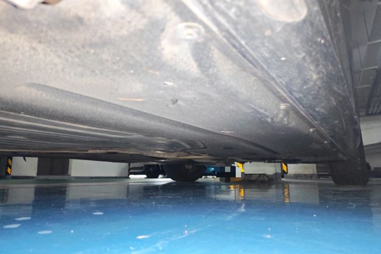 Used BMW 5 Series 2021 525Li M Sport Package Chassis Front Left