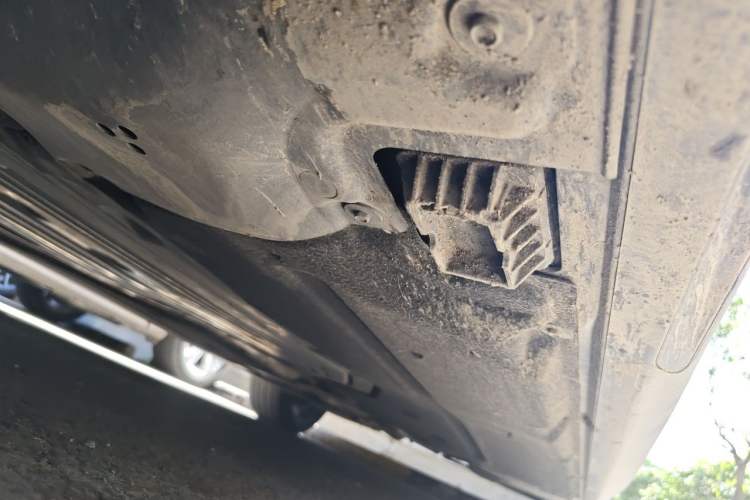 Used BMW 5 Series 2021 530Li Leading Model M Sport Package Chassis Front Left
