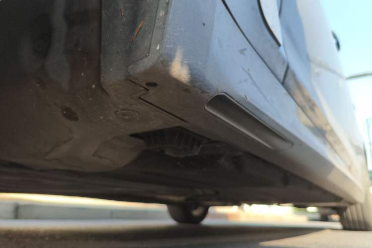 Used BMW 5 Series 2021 525Li M Sport Package Chassis Front Left