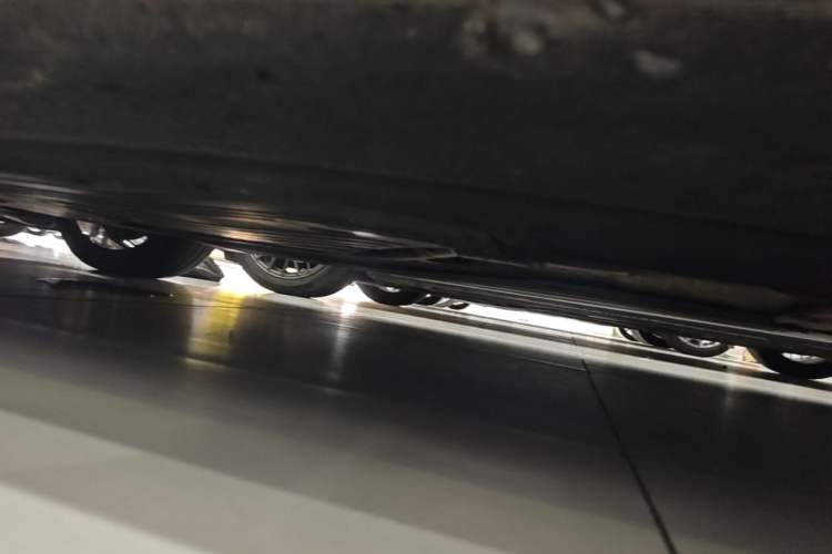 Used BMW 5 Series 2021 530Li Luxury Edition M Sport Package Chassis Front Left