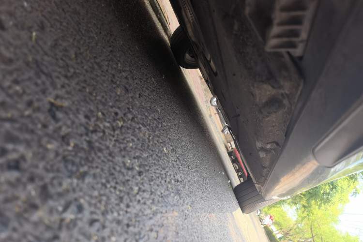 Used BMW 5 Series 2021 525Li M Sport Package Chassis Front Left