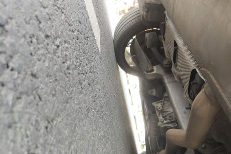 Used BMW 5 Series 2021 525Li M Sport Package Chassis Front Left
