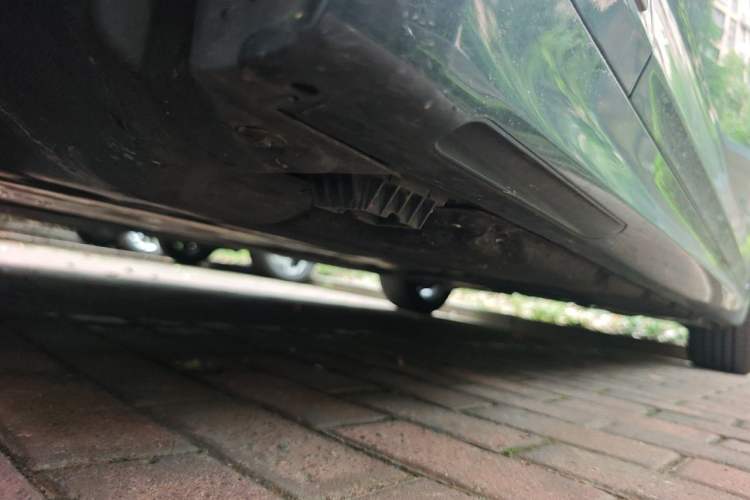 Used BMW 5 Series 2021 525Li M Sport Package Chassis Front Left
