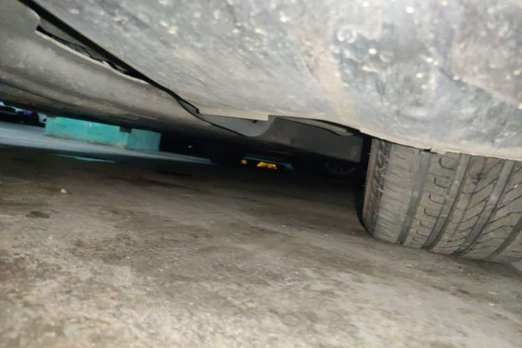 Used BMW 5 Series 2021 530Li Luxury Edition M Sport Package Chassis Front Left