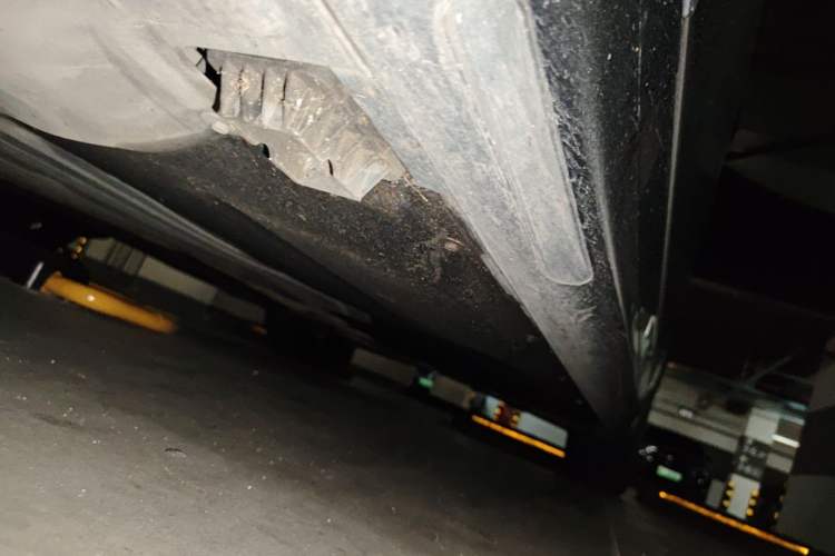 Used BMW 5 Series 2021 Facelifted 530Li Leading Edition M Sport Package Chassis Front Left