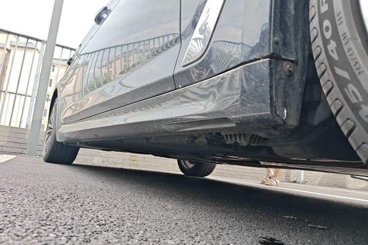 Used BMW 5 Series 2021 530Li xDrive M Sport Package Chassis Front Right