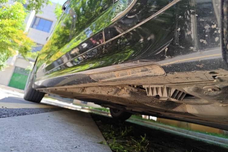 Used BMW 5 Series 2021 Facelifted 525Li M Sport Package Chassis Front Right