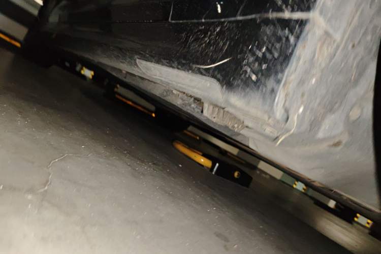 Used BMW 5 Series 2021 Facelifted 530Li Leading Edition M Sport Package Chassis Front Right