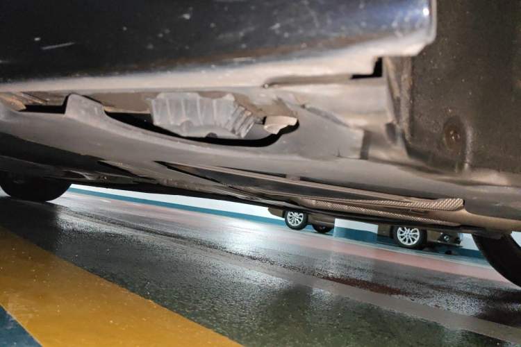Used BMW 5 Series 2021 525Li M Sport Package Chassis Rear Left