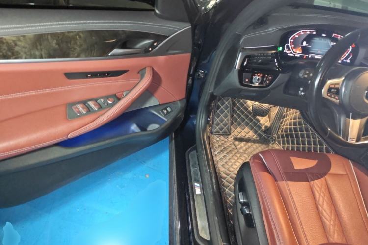 Used BMW 5 Series 2021 525Li M Sport Package Driver Seat