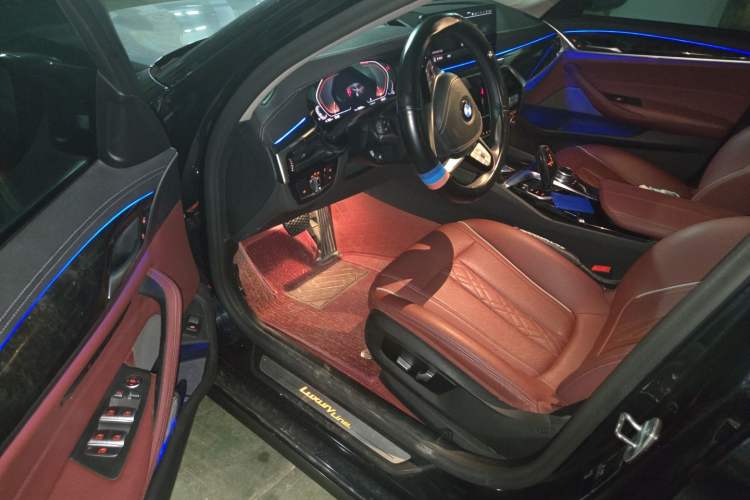 Used BMW 5 Series 2021 525Li Luxury Package Driver Seat