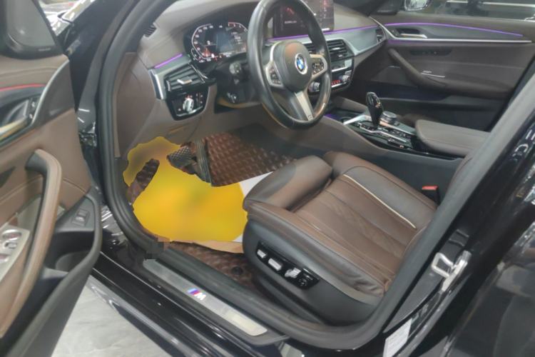 Used BMW 5 Series 2021 530Li Luxury Edition M Sport Package Driver Seat