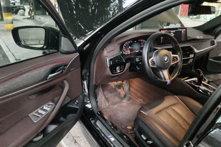 Used BMW 5 Series 2021 530Li Leading Model M Sport Package Driver Seat