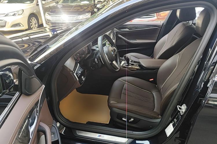 Used BMW 5 Series 2021 530Li Leading Model M Sport Package Driver Seat