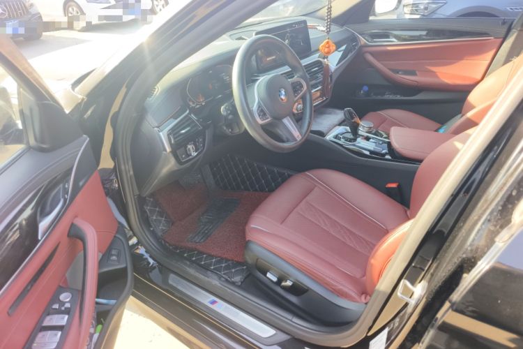 Used BMW 5 Series 2021 525Li M Sport Package Driver Seat