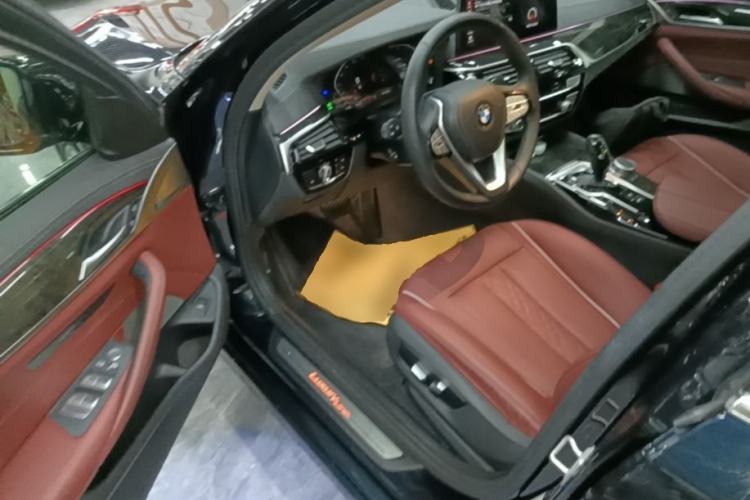 Used BMW 5 Series 2021 525Li Luxury Package Driver Seat
