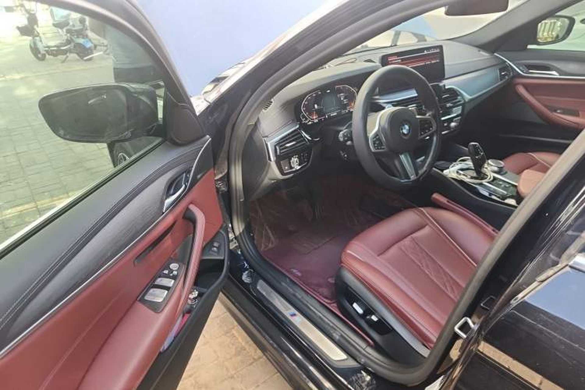 Used BMW 5 Series 2021 530Li xDrive M Sport Package Driver Seat