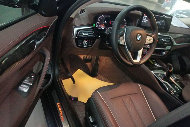 Used BMW 5 Series 2021 525Li Luxury Package Driver Seat