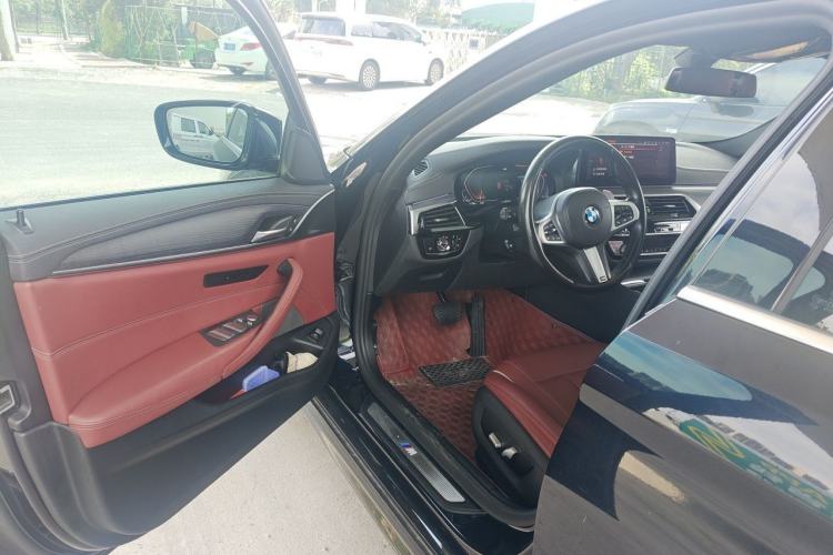 Used BMW 5 Series 2021 530Li Leading Model M Sport Package Driver Seat
