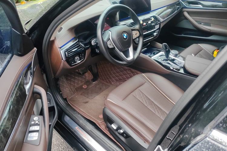 Used BMW 5 Series 2021 525Li Luxury Package Driver Seat