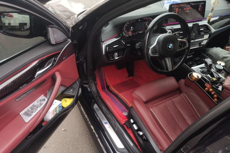 Used BMW 5 Series 2021 Restyled 530Li Luxury Edition M Sport Package Driver Seat