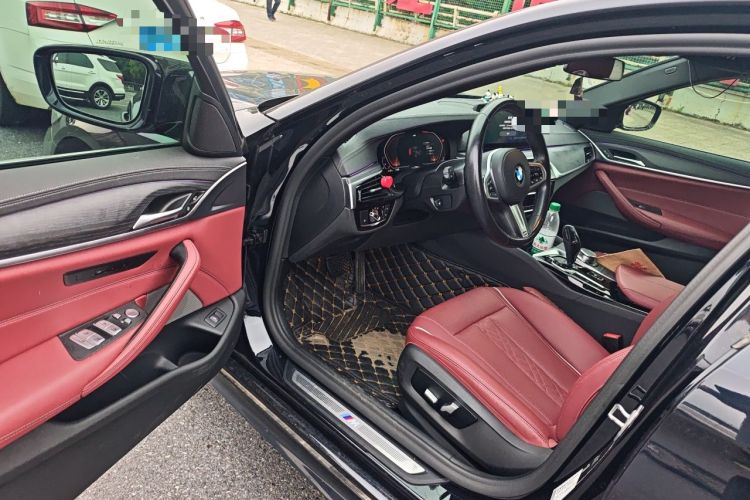 Used BMW 5 Series 2021 530Li Leading Model M Sport Package Driver Seat