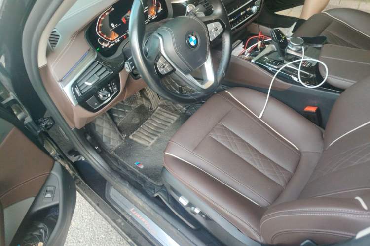 Used BMW 5 Series 2021 530Li Leading Luxury Package Driver Seat