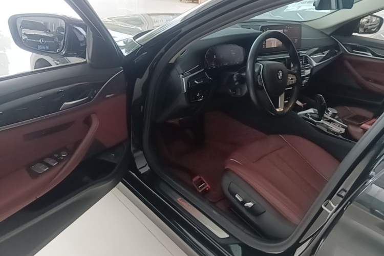 Used BMW 5 Series 2021 Updated Version 525Li Luxury Package Driver Seat