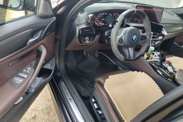 Used BMW 5 Series 2021 Restyled 540i Sport Line with M Sports Package Driver Seat