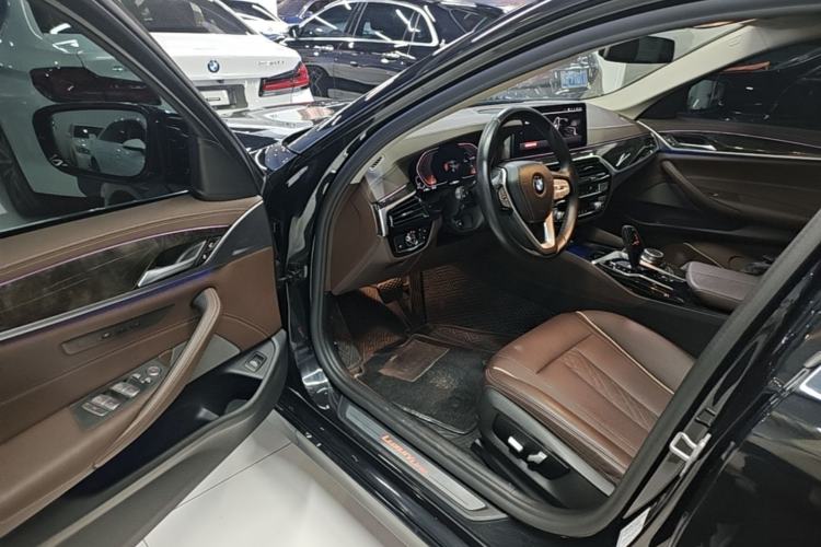 Used BMW 5 Series 2021 525Li Luxury Package Driver Seat