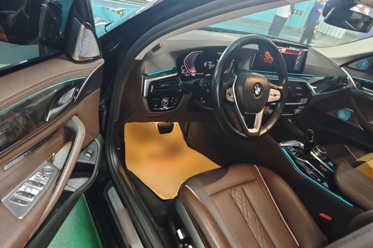 Used BMW 5 Series 2021 525Li Luxury Package Driver Seat