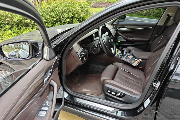 Used BMW 5 Series 2021 530Li Executive Luxury Package Driver Seat