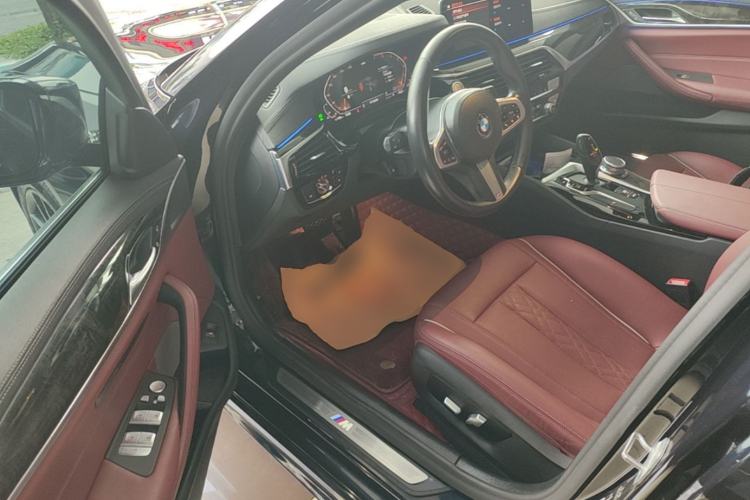 Used BMW 5 Series 2021 525Li M Sport Package Driver Seat