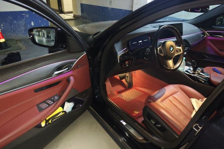 Used BMW 5 Series 2021 530Li Leading Model M Sport Package Driver Seat