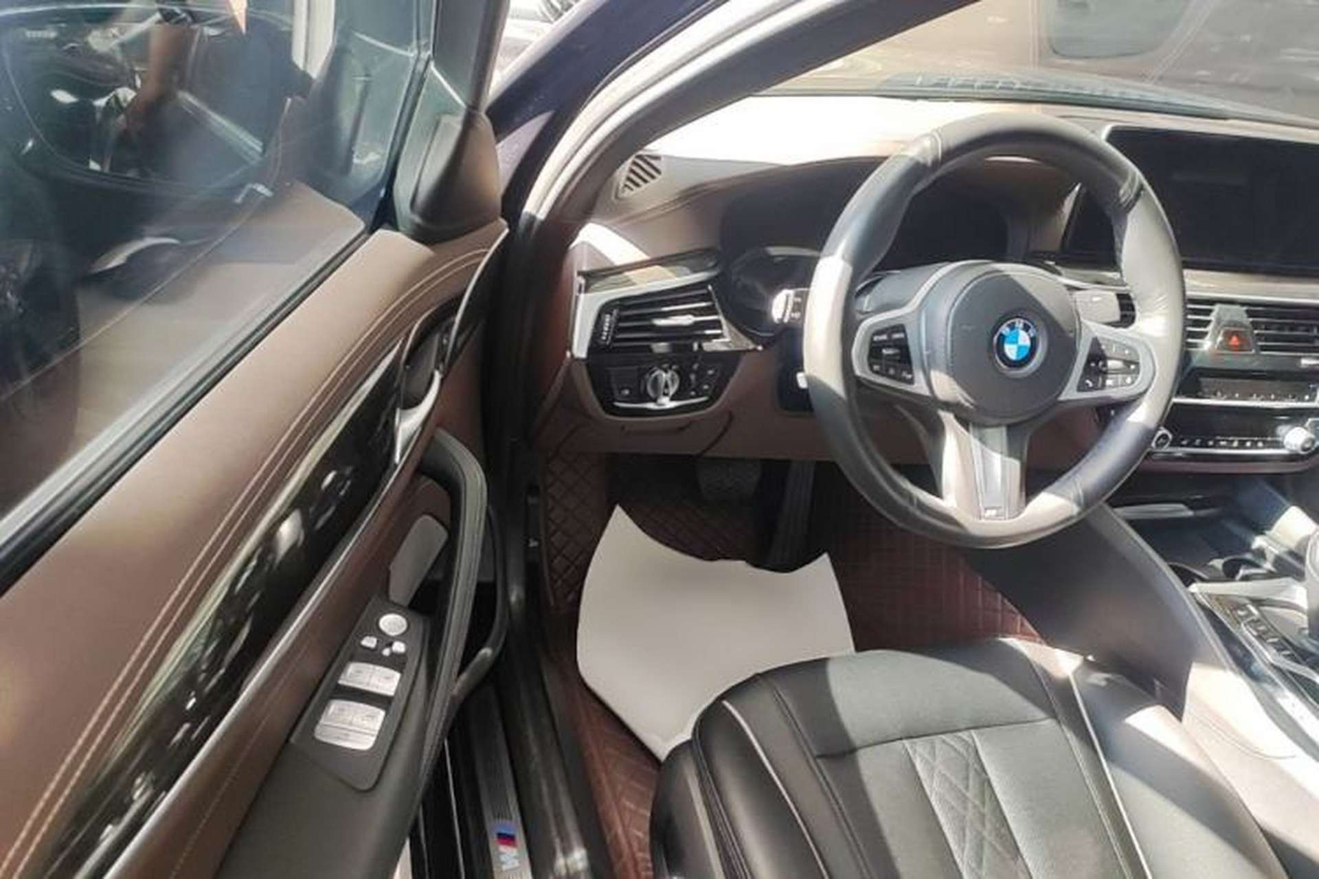 Used BMW 5 Series 2021 525Li M Sport Package Driver Seat
