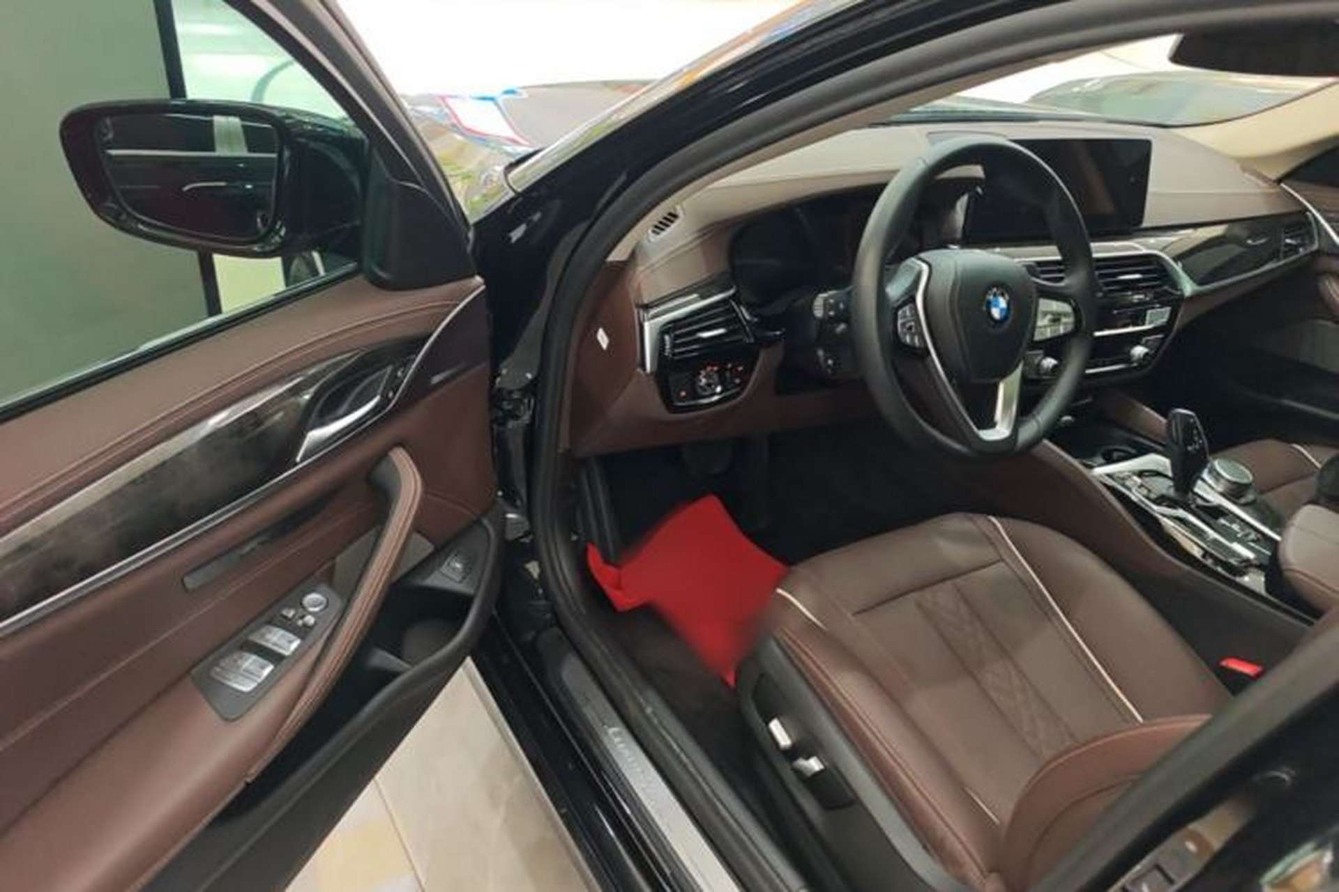 Used BMW 5 Series 2021 525Li Luxury Package Driver Seat
