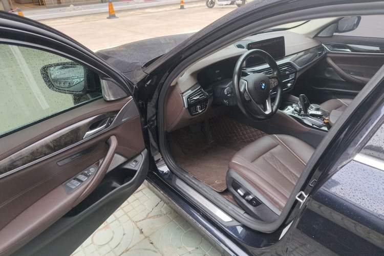 Used BMW 5 Series 2021 Updated Version 525Li Luxury Package Driver Seat