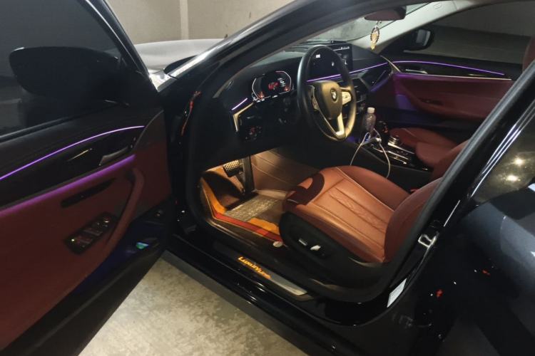 Used BMW 5 Series 2021 525Li Luxury Package Driver Seat
