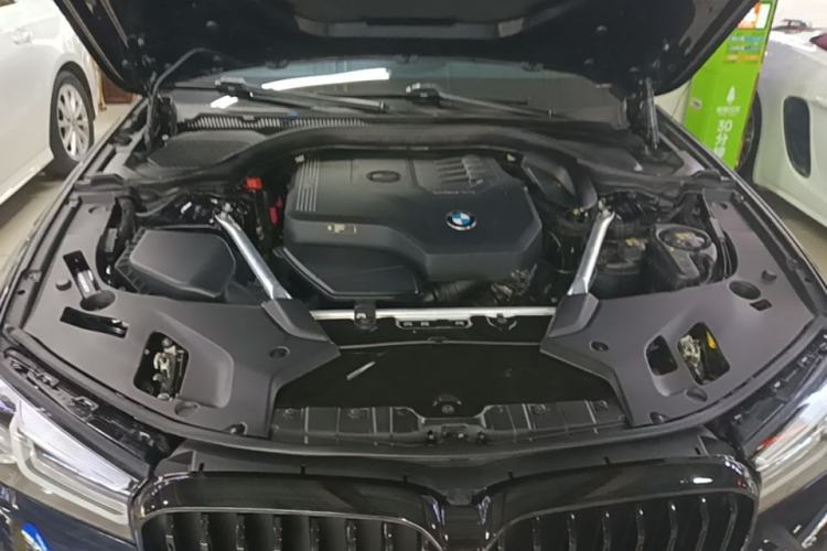 Used BMW 5 Series 2021 530Li Leading Luxury Package Engine Bay