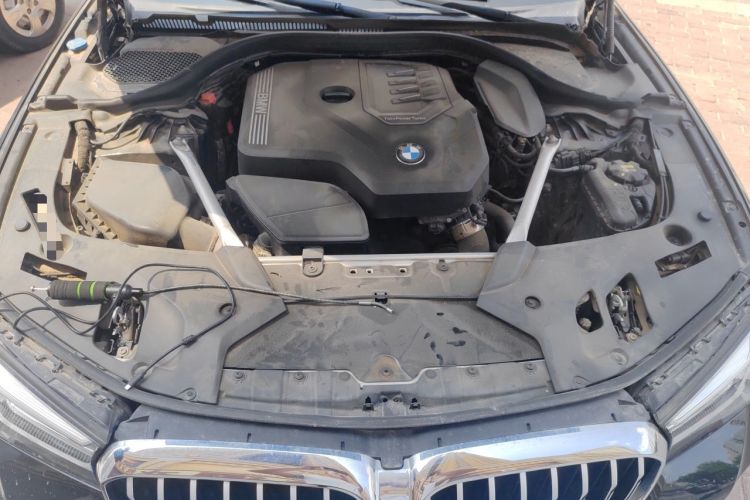 Used BMW 5 Series 2021 525Li M Sport Package Engine Bay