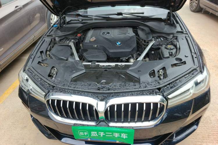 Used BMW 5 Series 2021 525Li M Sport Package Engine Bay