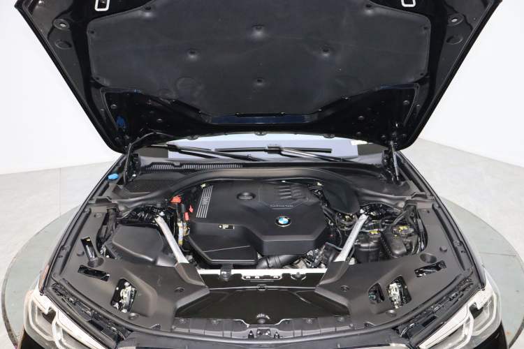 Used BMW 5 Series 2021 530Li Luxury Edition M Sport Package Engine Bay