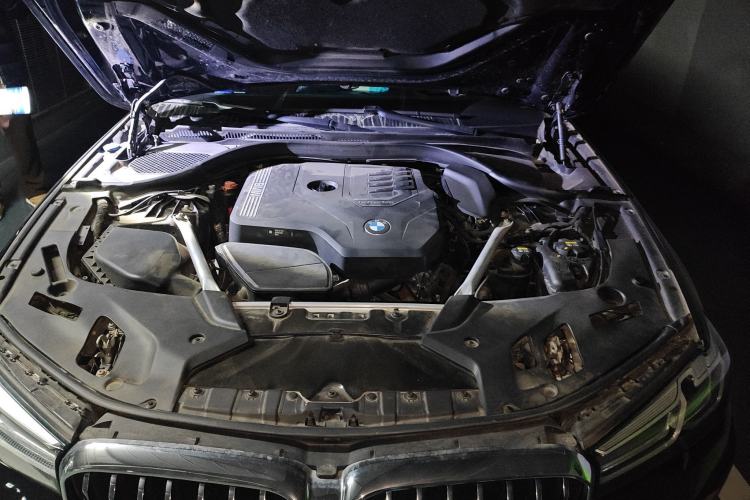 Used BMW 5 Series 2021 530Li Executive Luxury Package Engine Bay