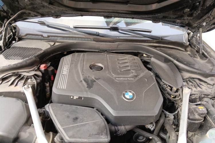 Used BMW 5 Series 2021 530Li Leading Luxury Package Engine Bay