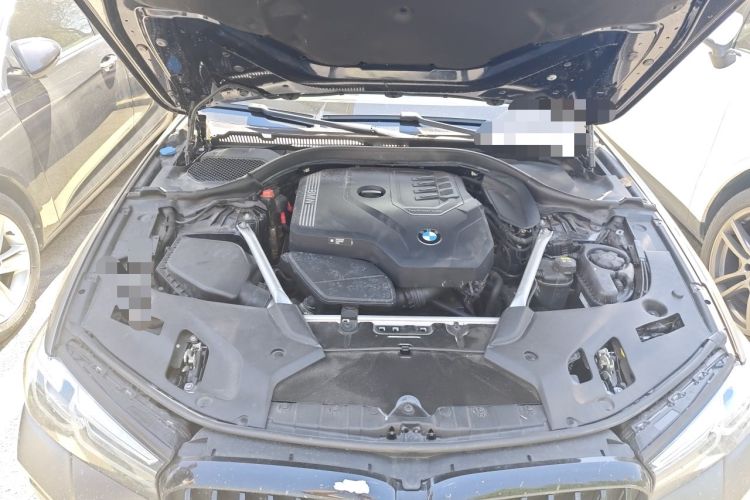 Used BMW 5 Series 2021 530Li Leading Model M Sport Package Engine Bay