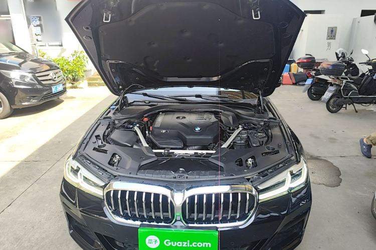 Used BMW 5 Series 2021 530Li Leading Model M Sport Package Engine Bay