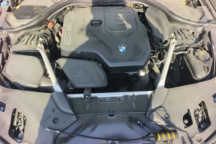 Used BMW 5 Series 2021 525Li M Sport Package Engine Bay