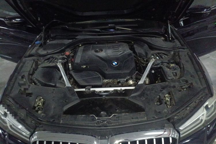 Used BMW 5 Series 2021 525Li M Sport Package Engine Bay
