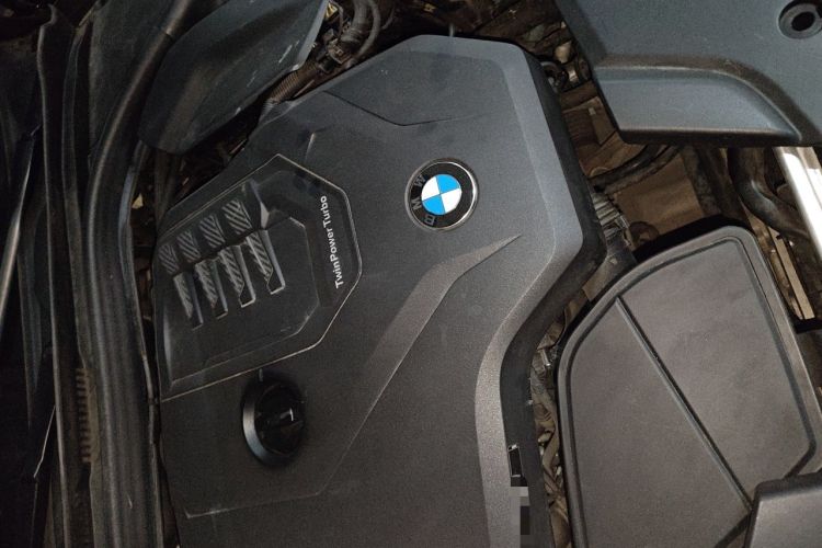 Used BMW 5 Series 2021 530Li Leading Model M Sport Package Engine Bay