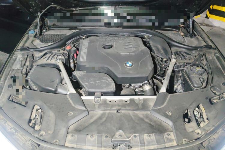 Used BMW 5 Series 2021 525Li M Sport Package Engine Bay